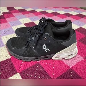 ON Clouds Athletic Shoes 12.5